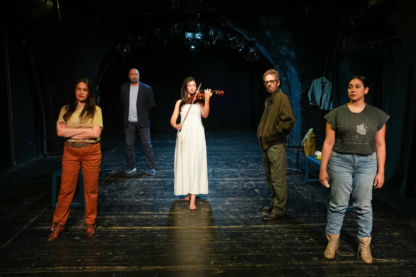 רמי ובסאם: אפירוגון. צילום רדי רובינשטיין רמי ובסאם: אפירוגון. צילום רדי רובינשטיין רמי ובסאם: אפירוגון. צילום רדי רובינשטיין רמי ובסאם: אפירוגון. צילום רדי רובינשטיין